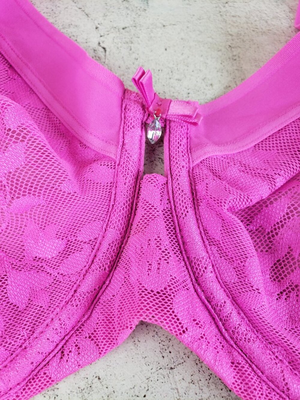 Curvy Couture FLIRT No Show Lace Unlined Underwire Bra Pink size 40G T-Shirt Bra - Picture 6 of 11